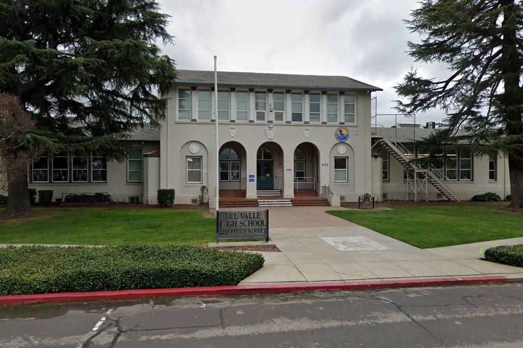 Del Valle Continuation High School