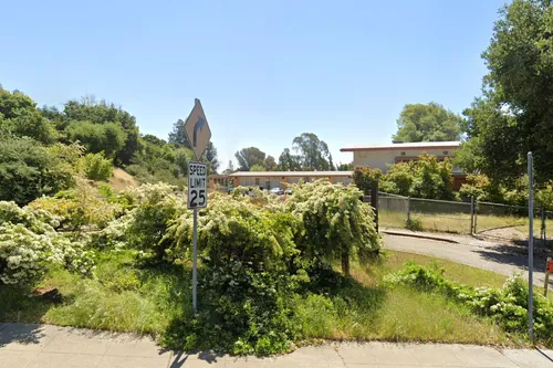 Golden Oak Montessori Of Hayward School
