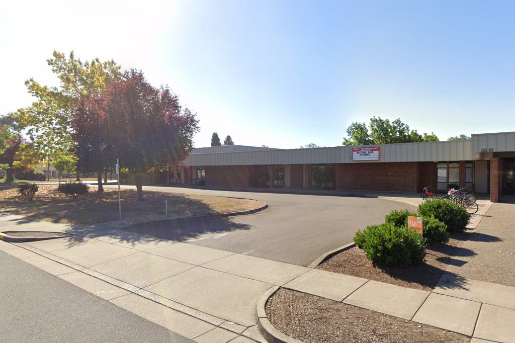 Oak Elementary School