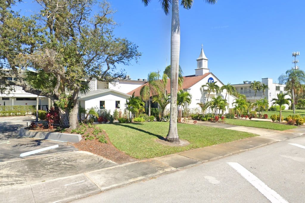 Lake Park Baptist School