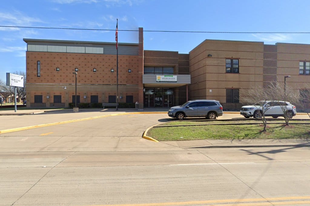 Arturo Salazar Elementary School