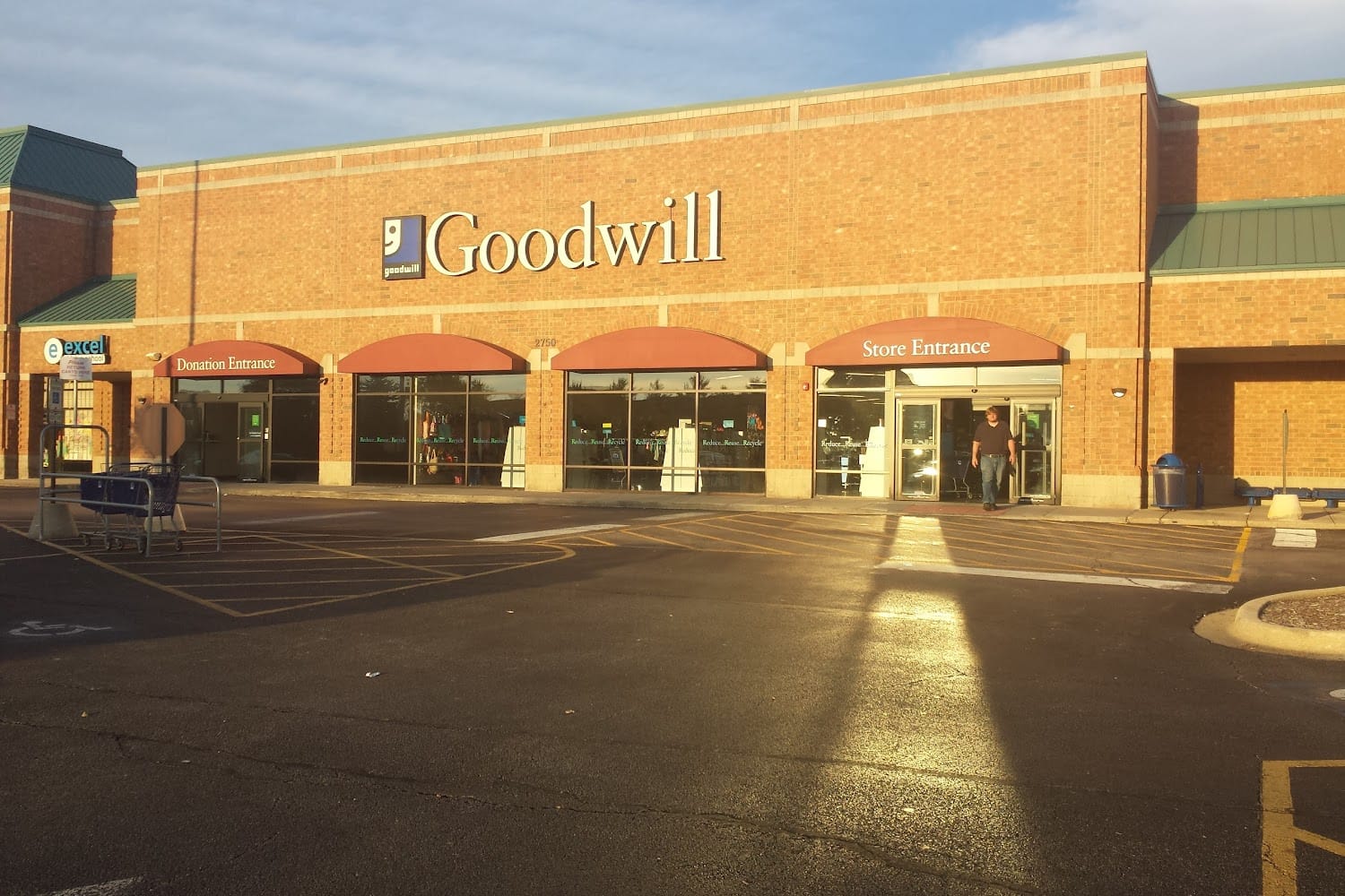 Goodwill Saint Charles