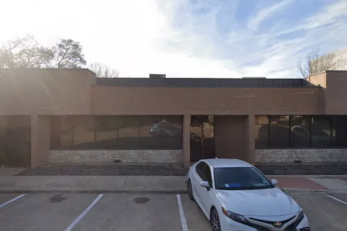 Bending Oaks High School