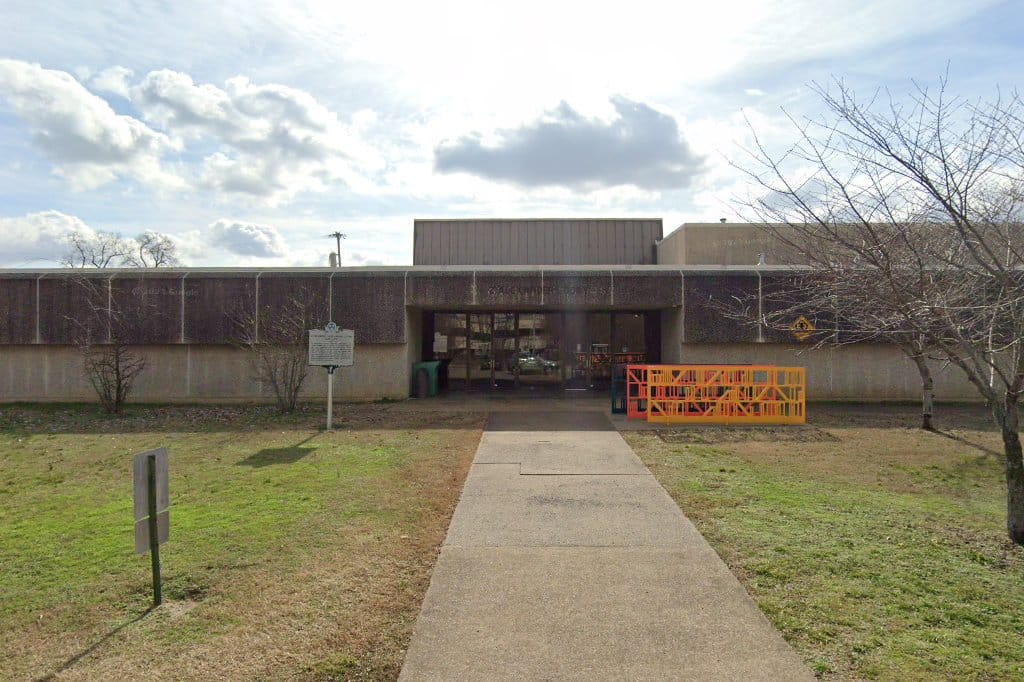 Looby Branch Library