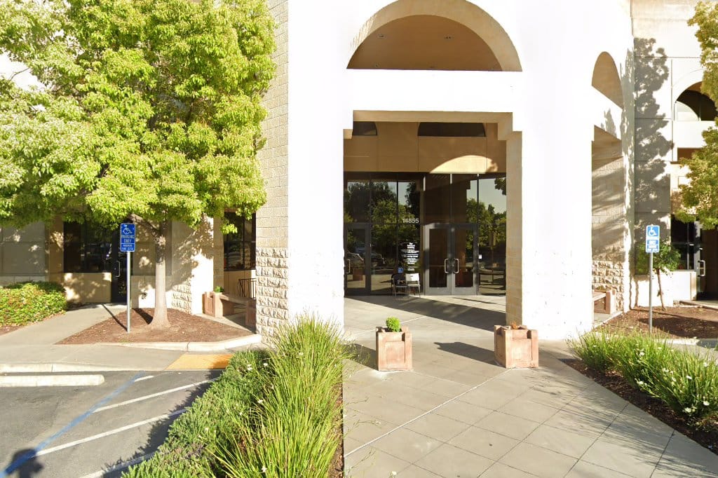 Yavneh Day School