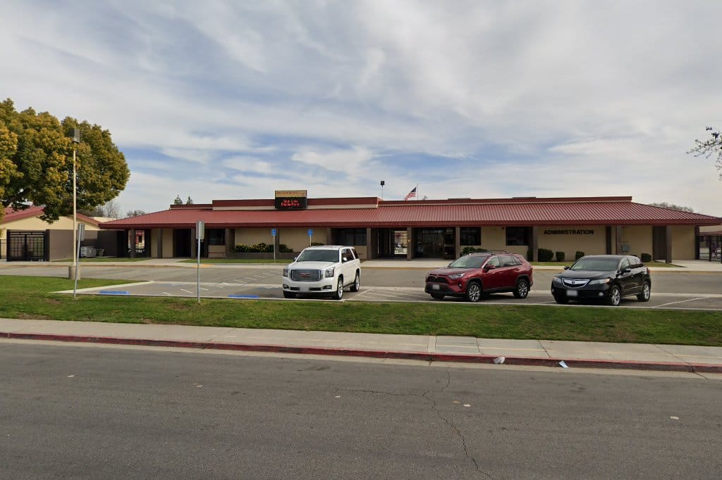 Sing Lum Elementary School