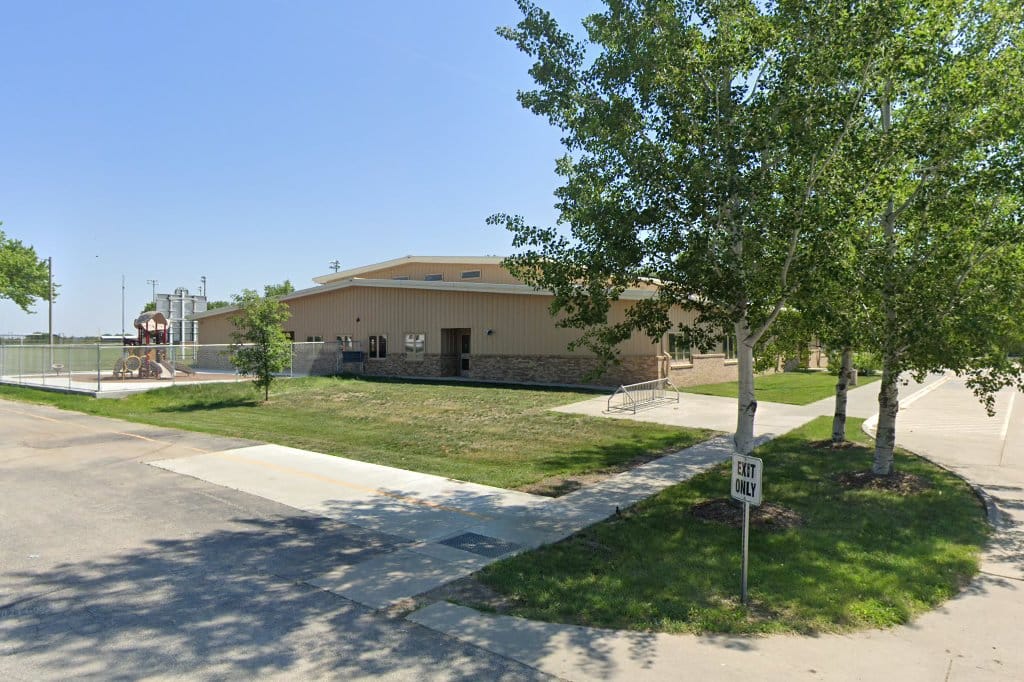 Elementary School At Dwight