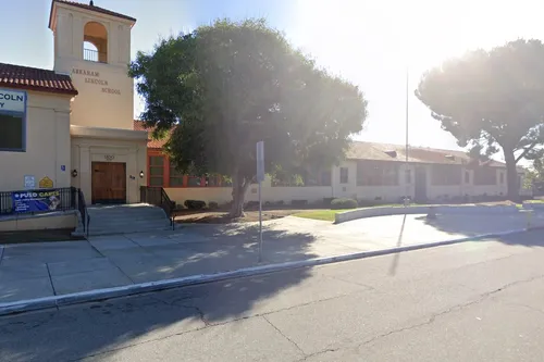 Lincoln Elementary School