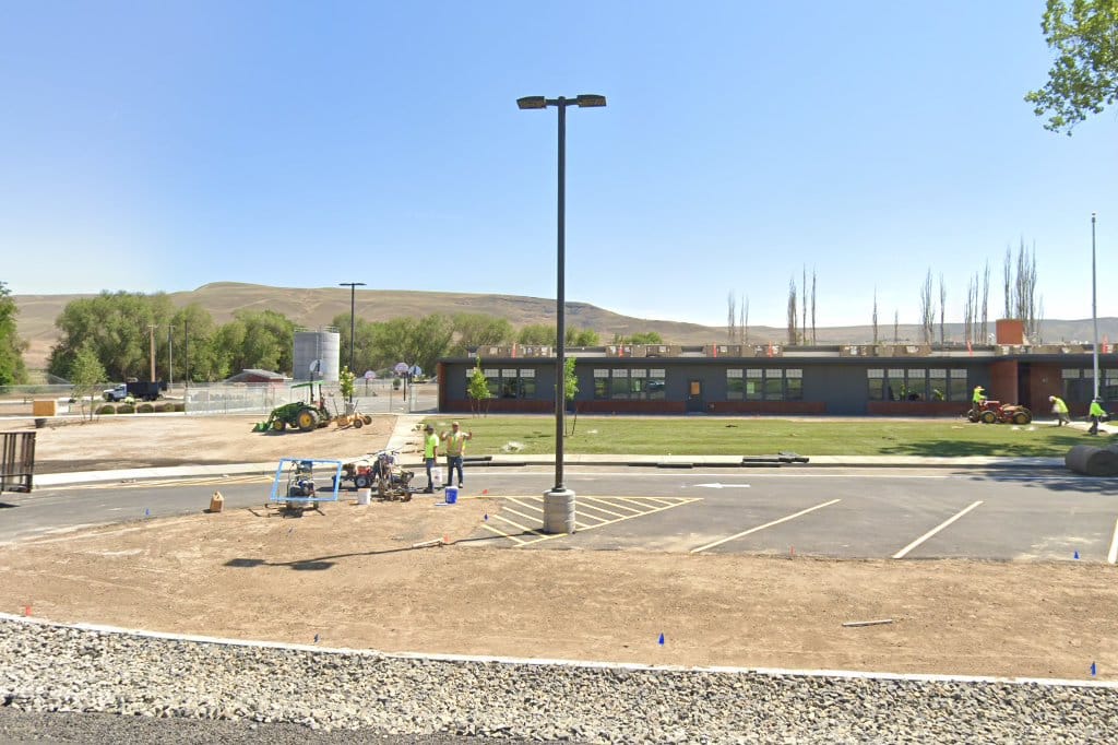 Whitstran Elementary School
