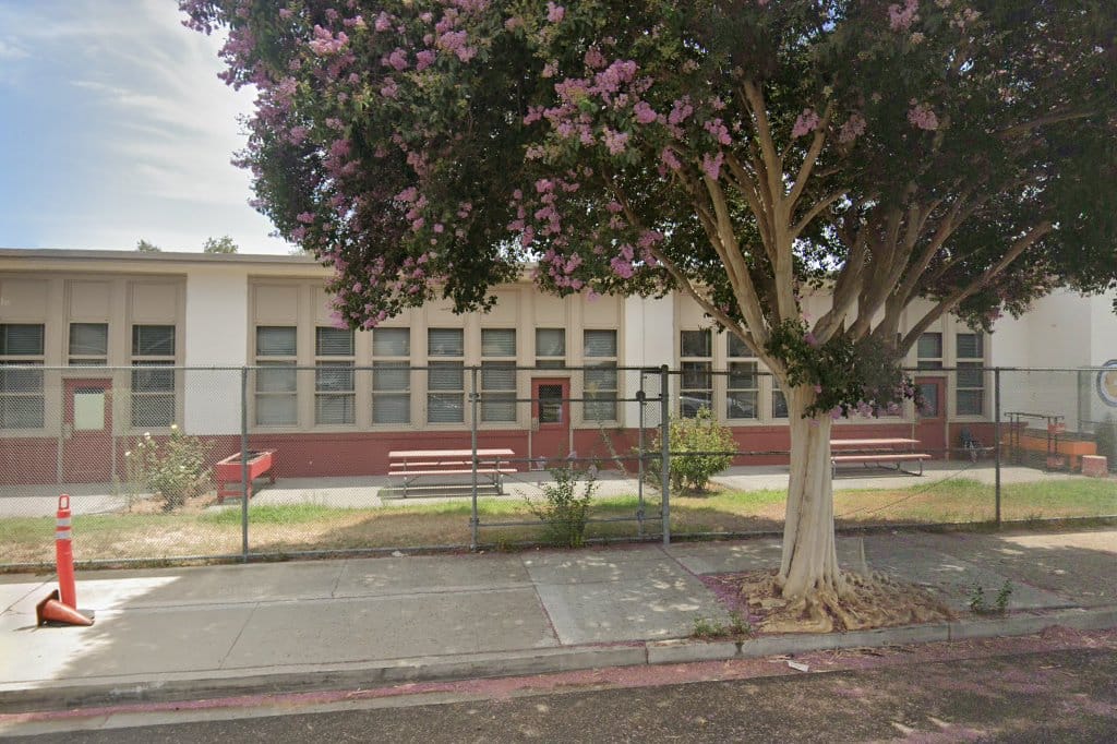 Walt Disney Elementary School