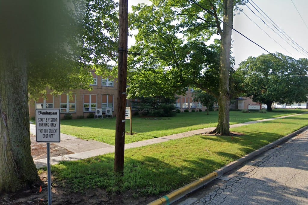 Moccasin Elementary School