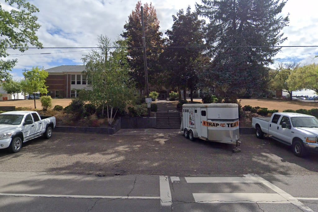 Yamhill-Carlton High School
