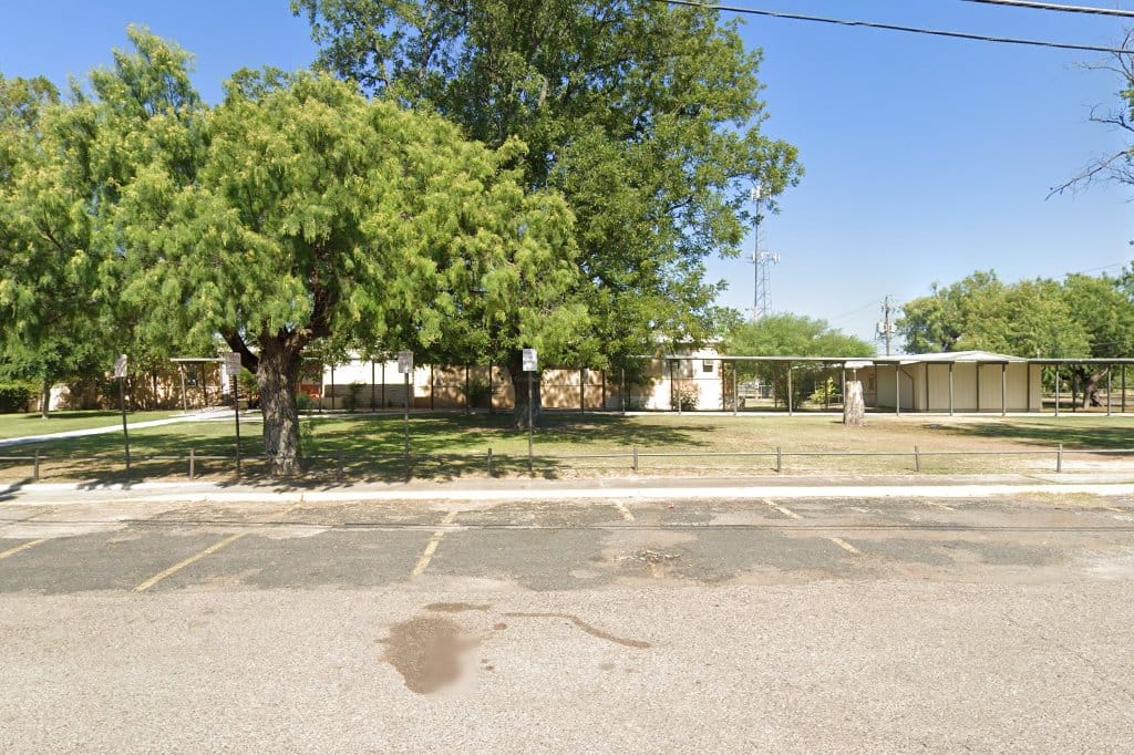 Robert E Lee Elementary School