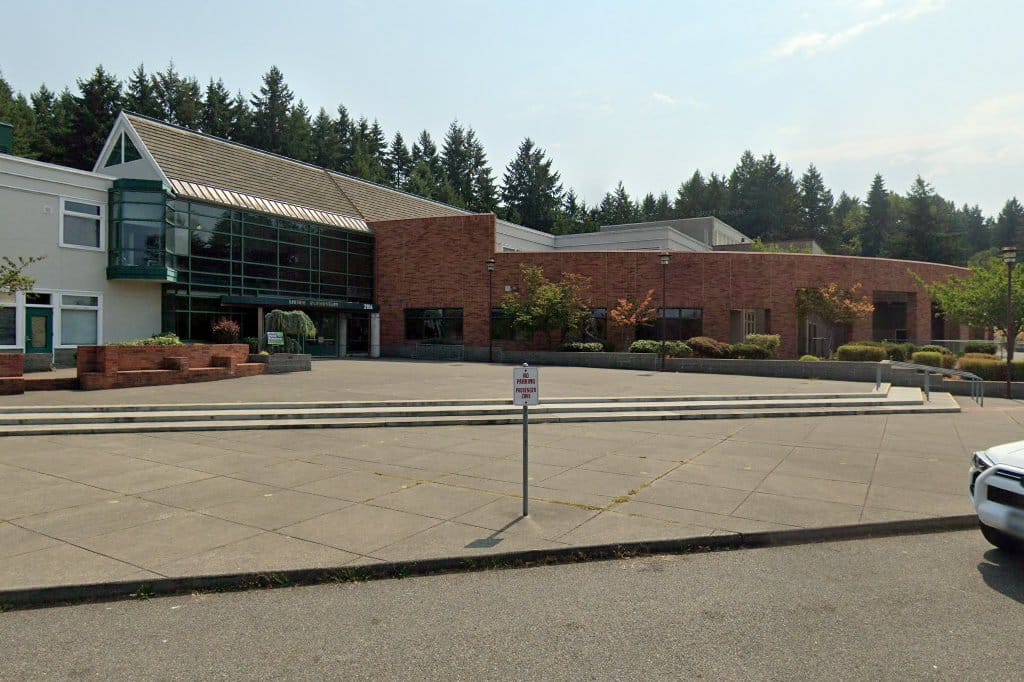 Lister School
