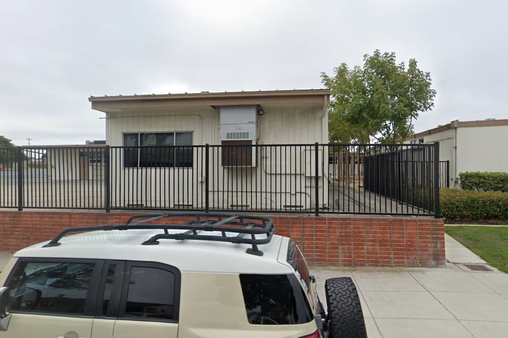 Bert Lynn Middle School