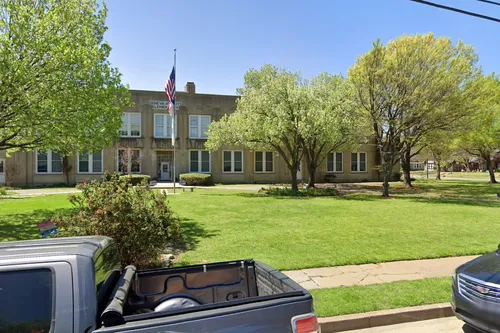 Robert E Lee Elementary School