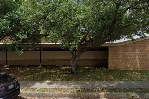 Joe F Saegert Sixth Grade Center
