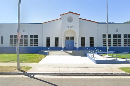 Oak Street Elementary School