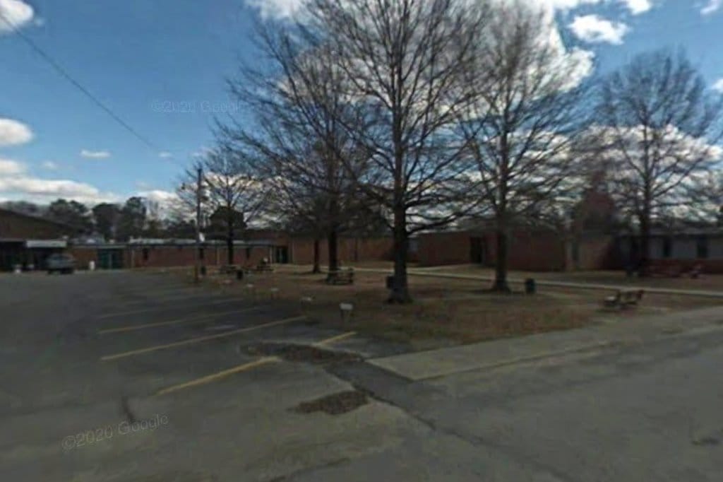 Des Arc High School