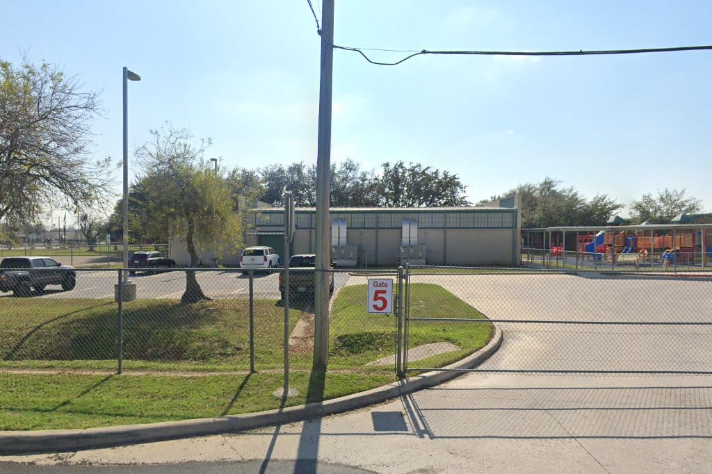 Zeferino Farias Elementary School