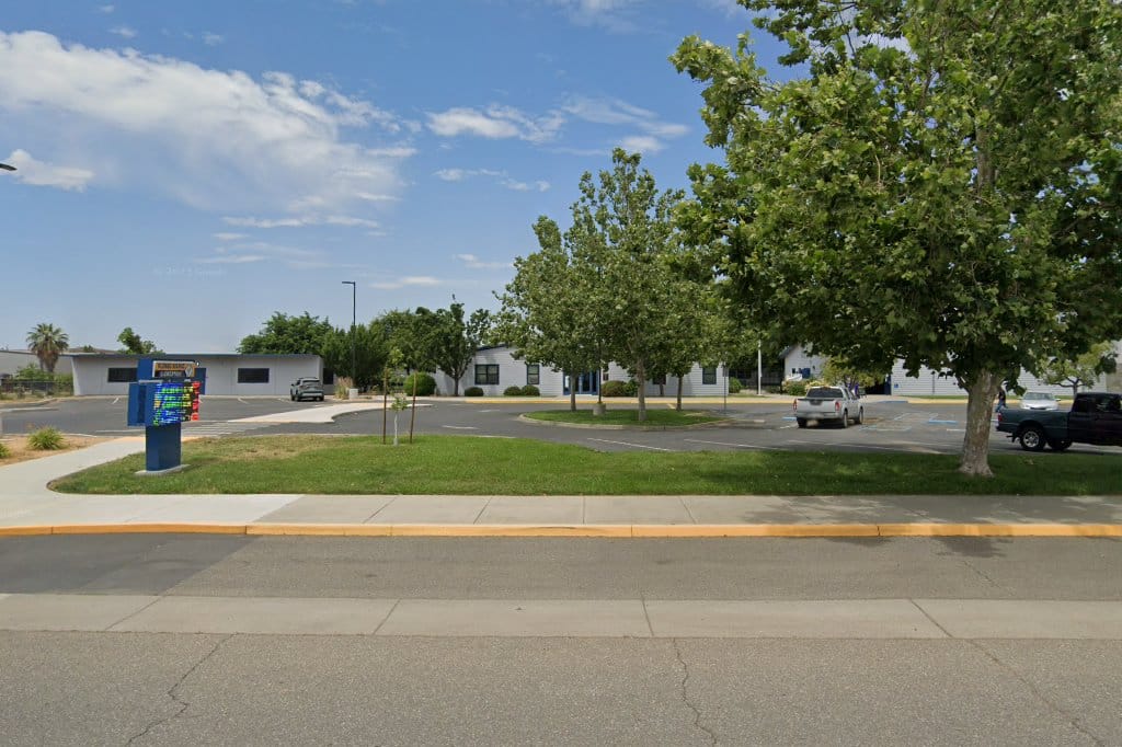 Plumas Avenue School