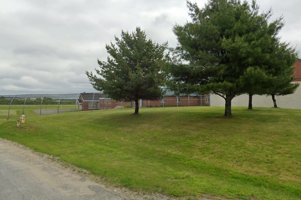 Arthur R Gould Sch-Lcydc School