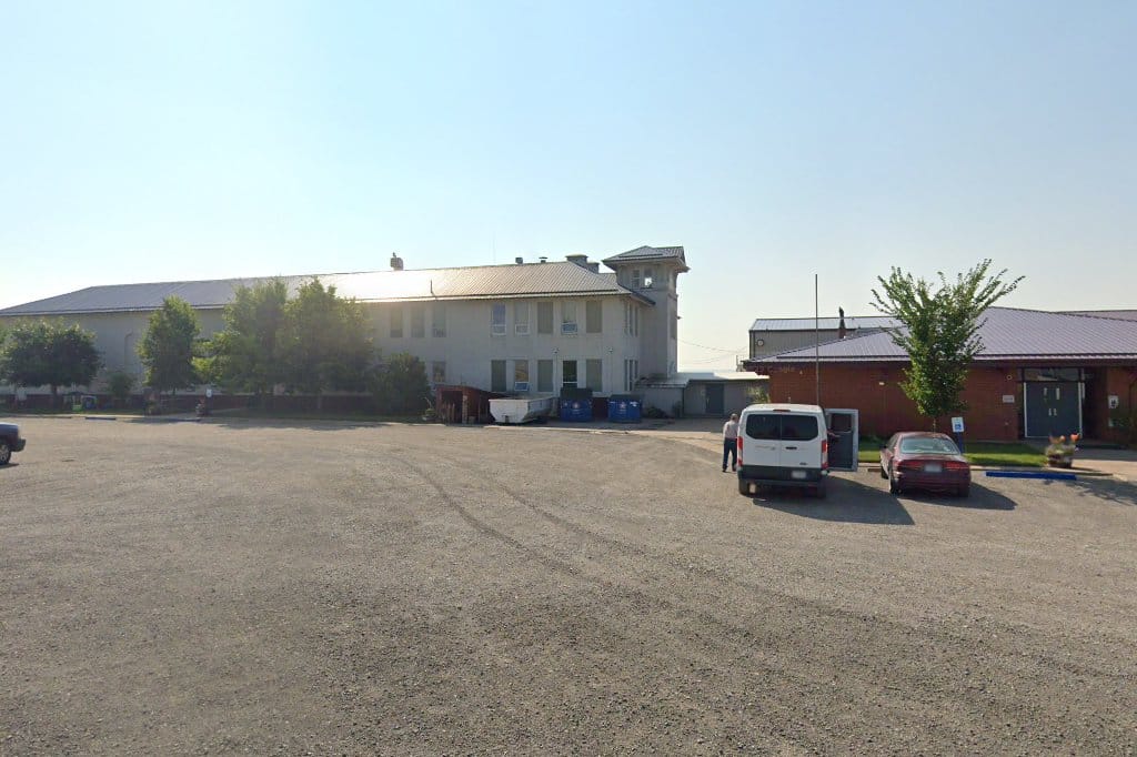 Geyser 7-8 School