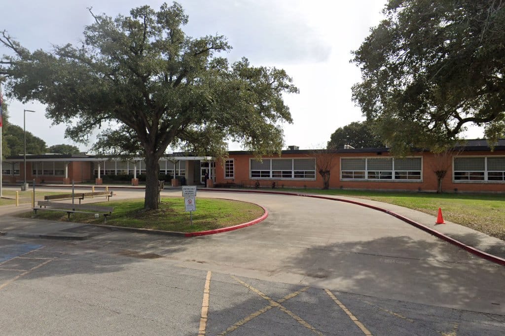 Travis Elementary School