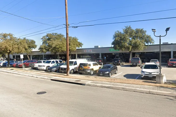 Loop 410 Veterinary Hospital