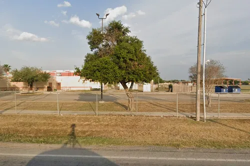 Guillermo Flores Elementary School