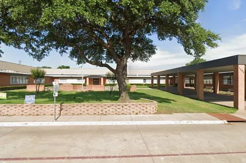 McLaughlin Elementary School