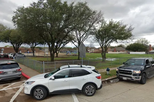 Luna Elementary School