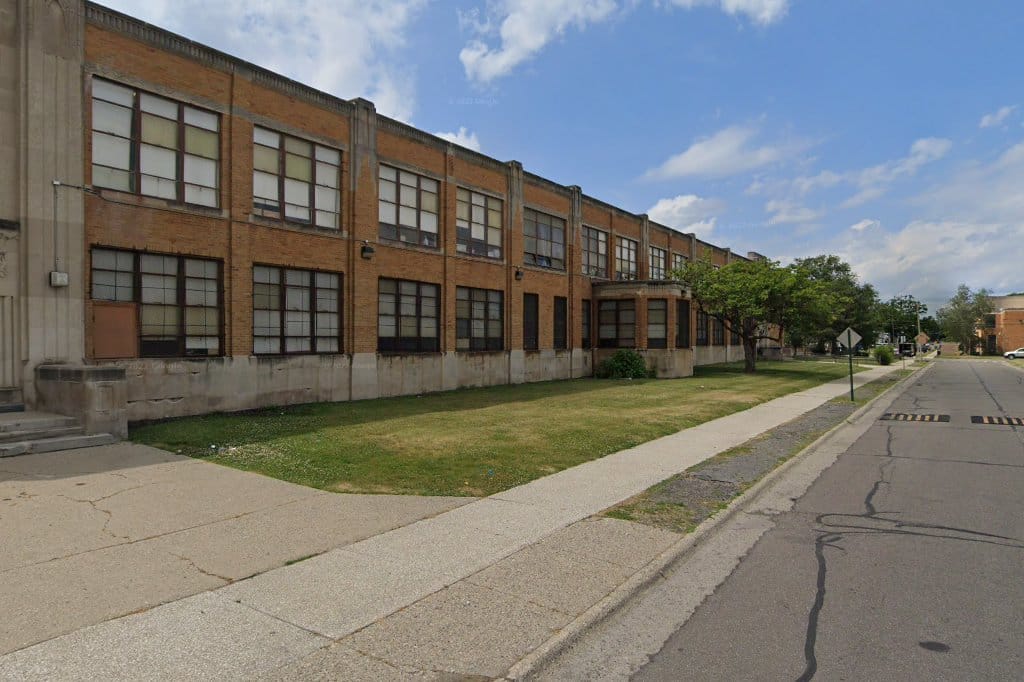 Pasteur Elementary School