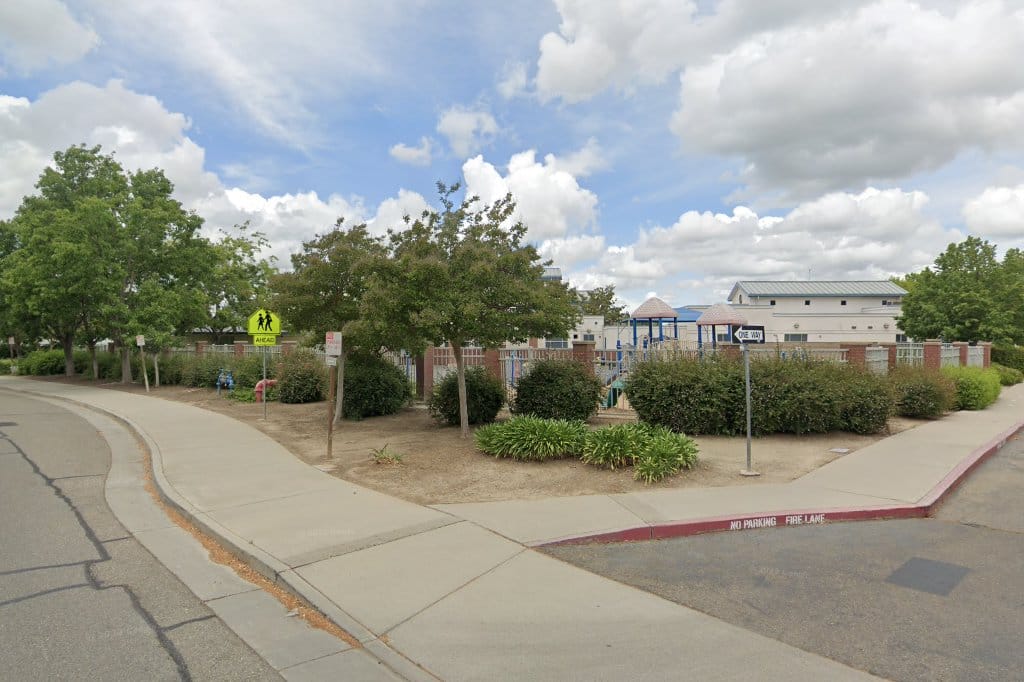 Stone Lake Elementary School