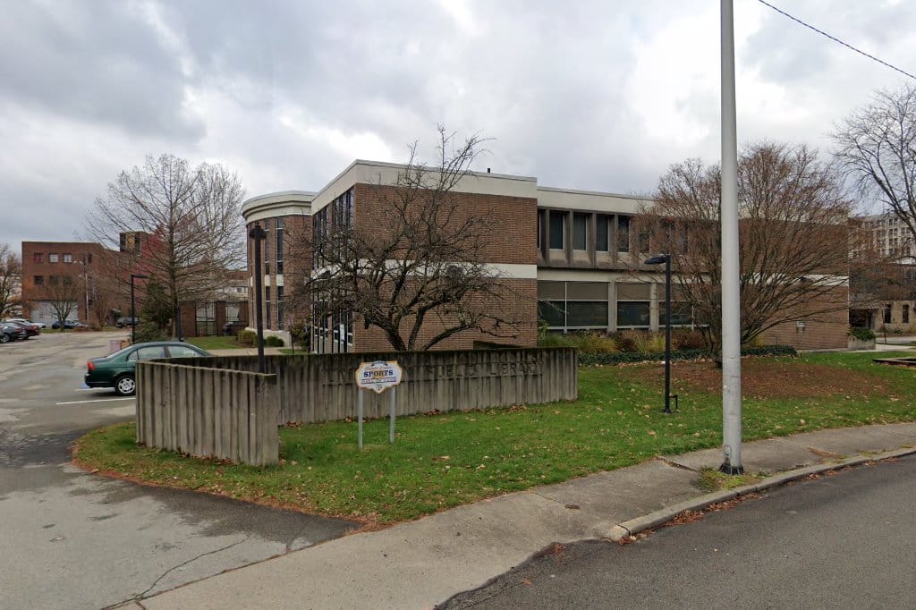 Uniontown Public Library