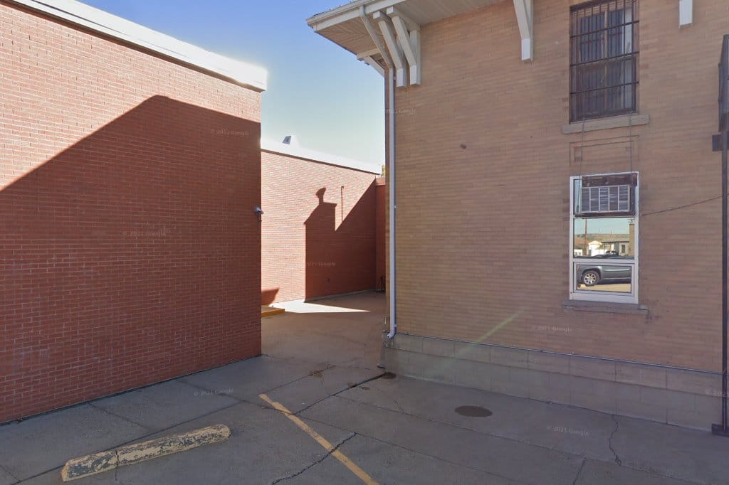 Glendive Court