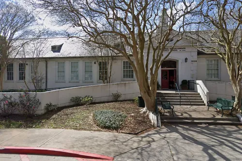 River Oaks Middle School