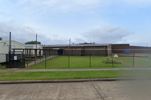 Loraine T Golbow Elementary School