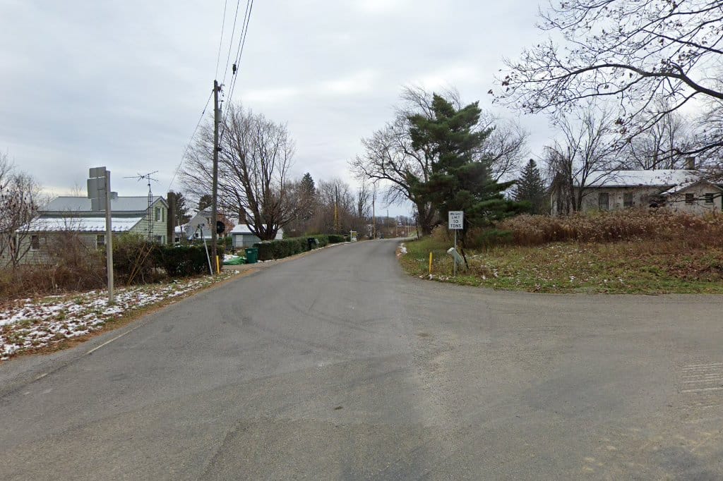 Mina Town Court