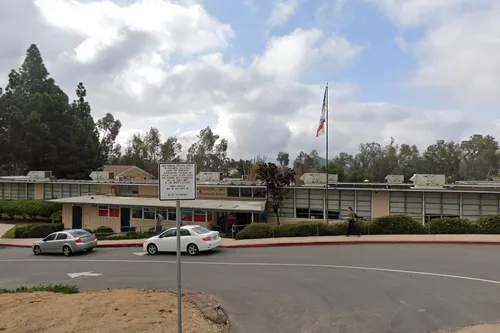 Crest Elementary School