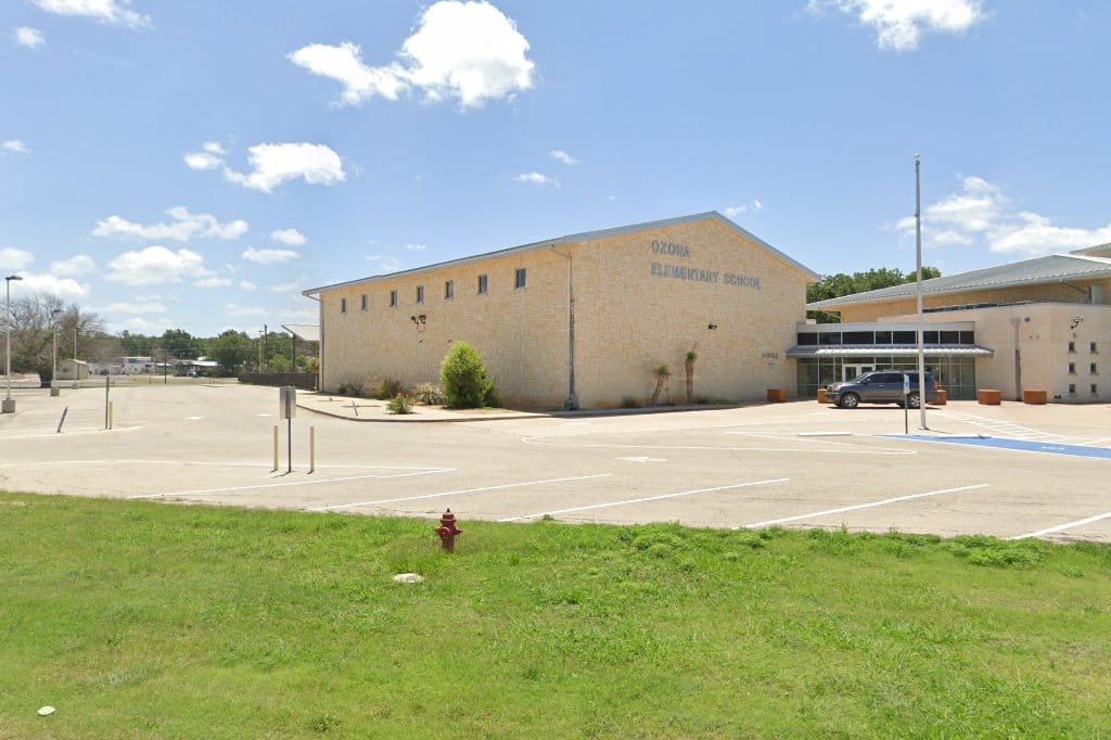 Ozona Elementary School