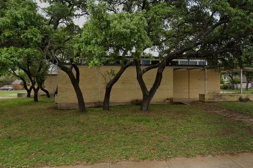 Brady Independent School Dstrbt
