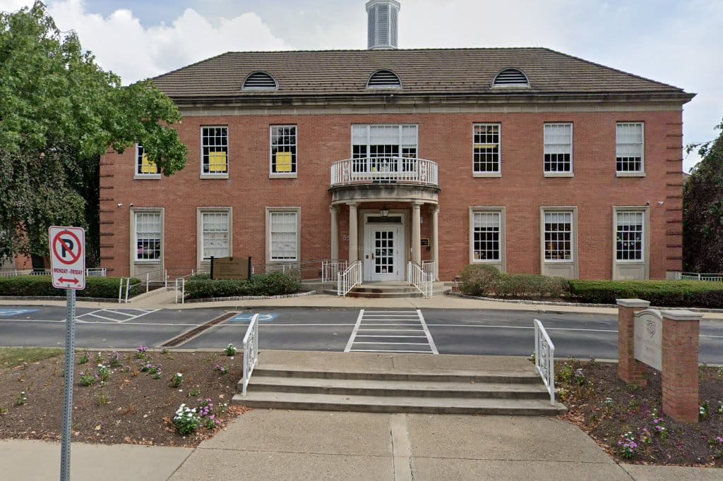 Winchester Thurston School