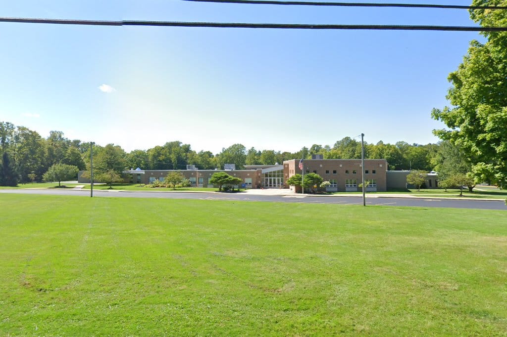 Robert C Lindsey Elementary School