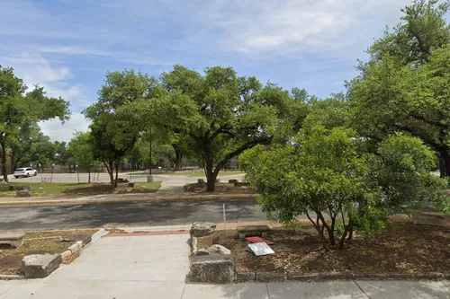 Doss Elementary School