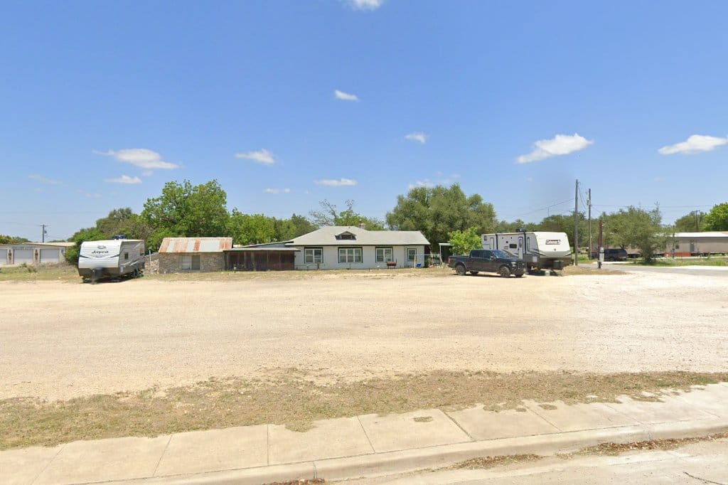 Edwards County Court