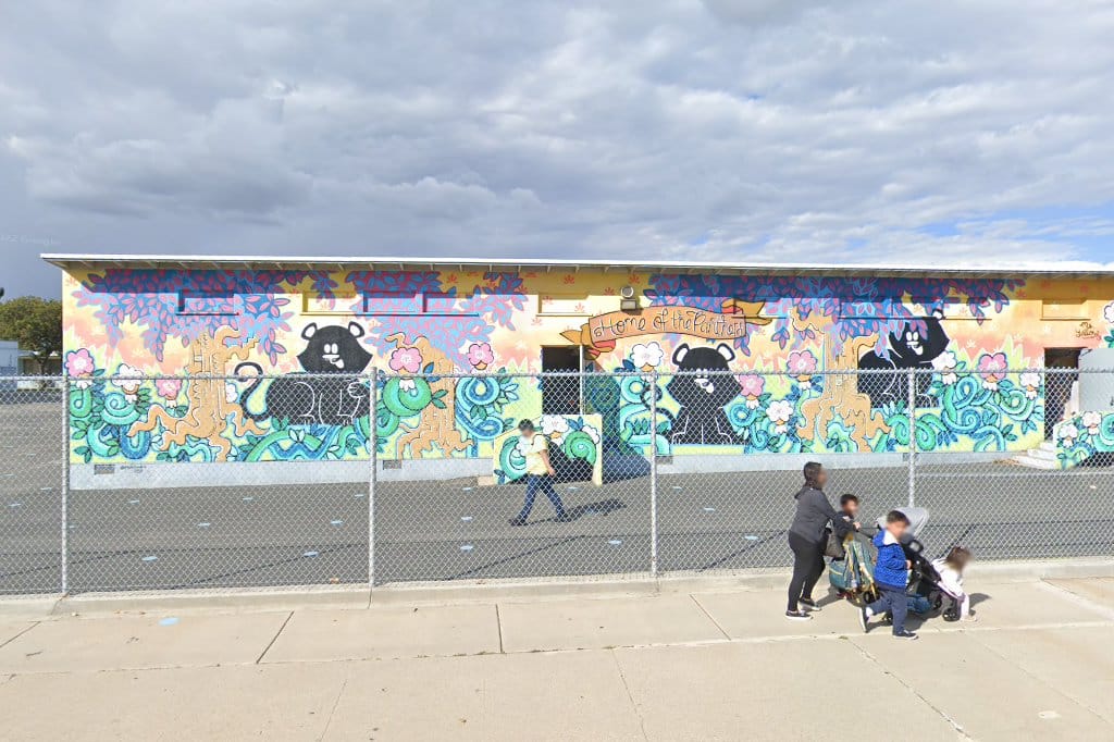 Two Hundred Thirty-Second Place School