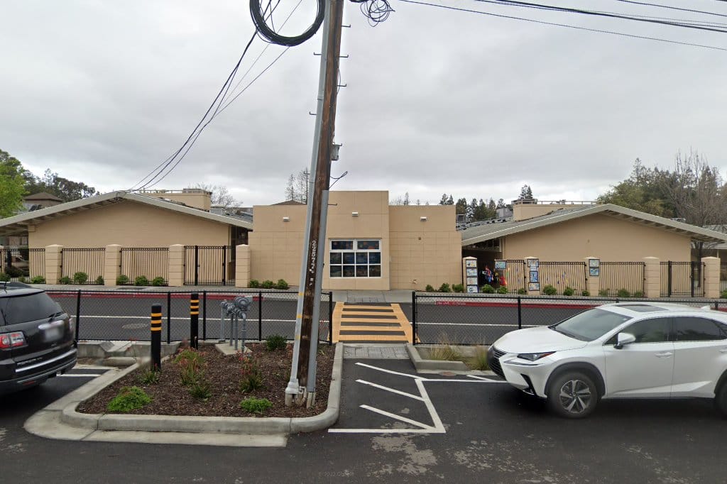 Las Lomitas Elementary School