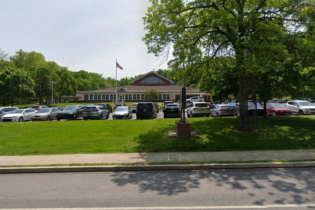 Roberts Elementary School