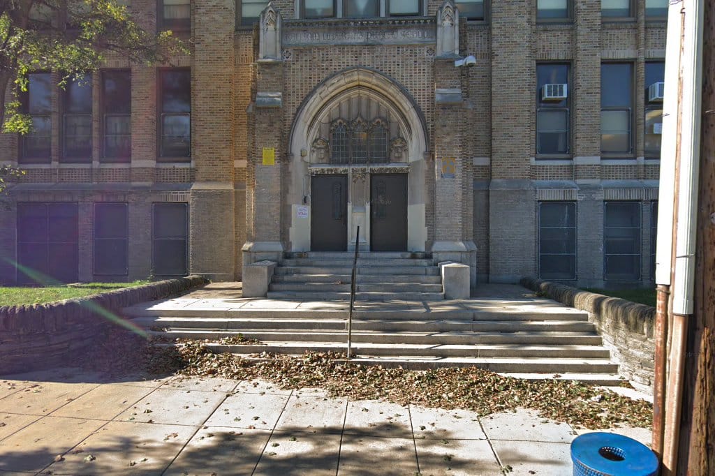 Levering William School